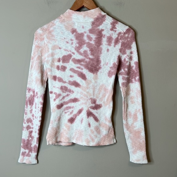 We the Free mock neck thermal long sleeve size XS - Picture 5 of 7